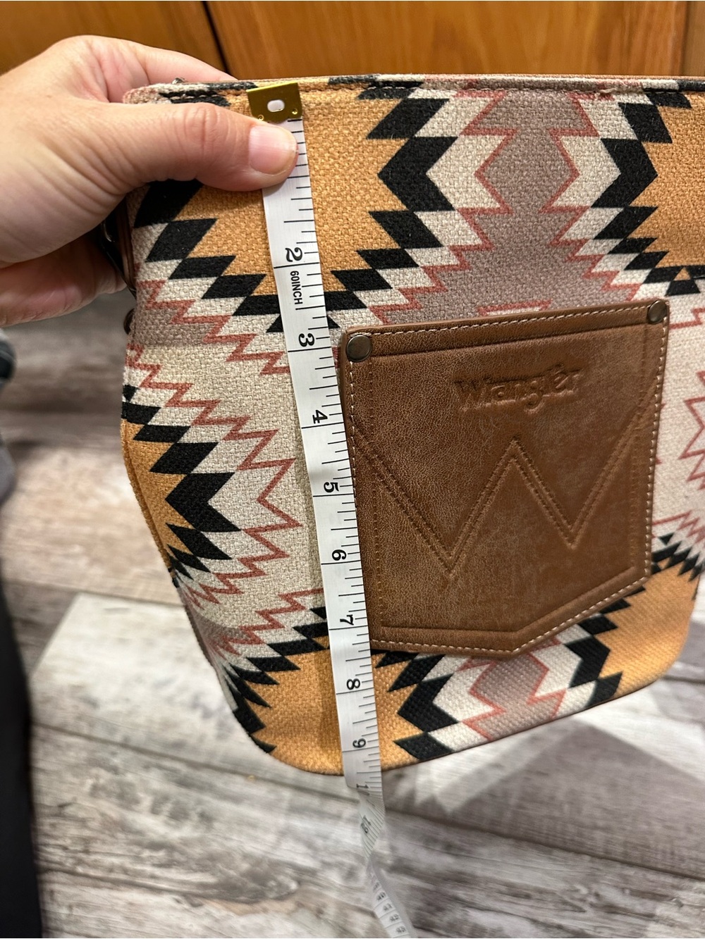 Wrangler Tan & Yellow Aztec Crossbody Bag with Multi Strap - Picture 12 of 14